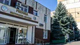 BREAKING NEWS // Percheziții CNA la Pretura Ciocana. Este vizat pretorul Sinilga Școlnic